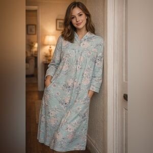 Vintage Floral Dress with zipper front Mumu • house dress • gardening dress